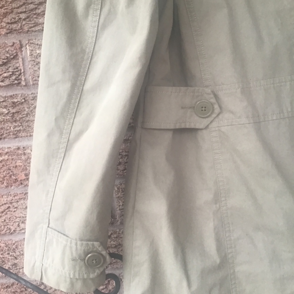 Spring coat - Picture 7 of 16